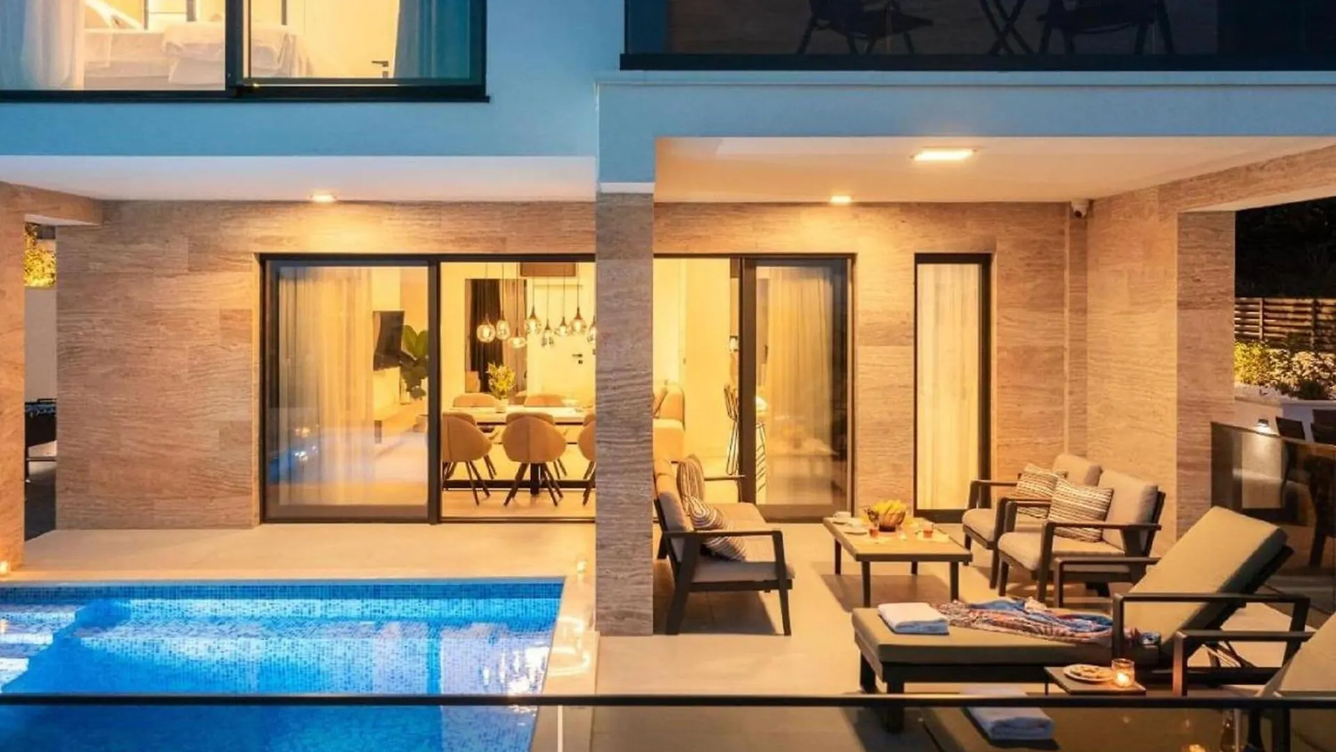 Luxury Villa With Swimming Pool And Sauna